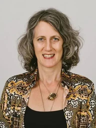 Guest Blog by Charlie Weinberg:Understanding the world to change it – the women’s sector, sex and sexismWhat is the Women’s Sector?         